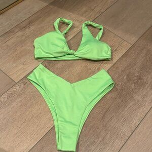 Vibrant Green Bikini Set. NWT